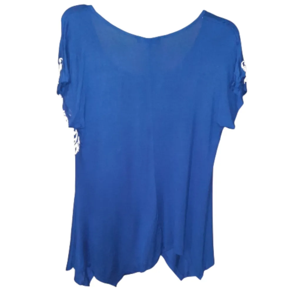 B.L.E.U. Blue and White Tunic Top Size XL - Image 2