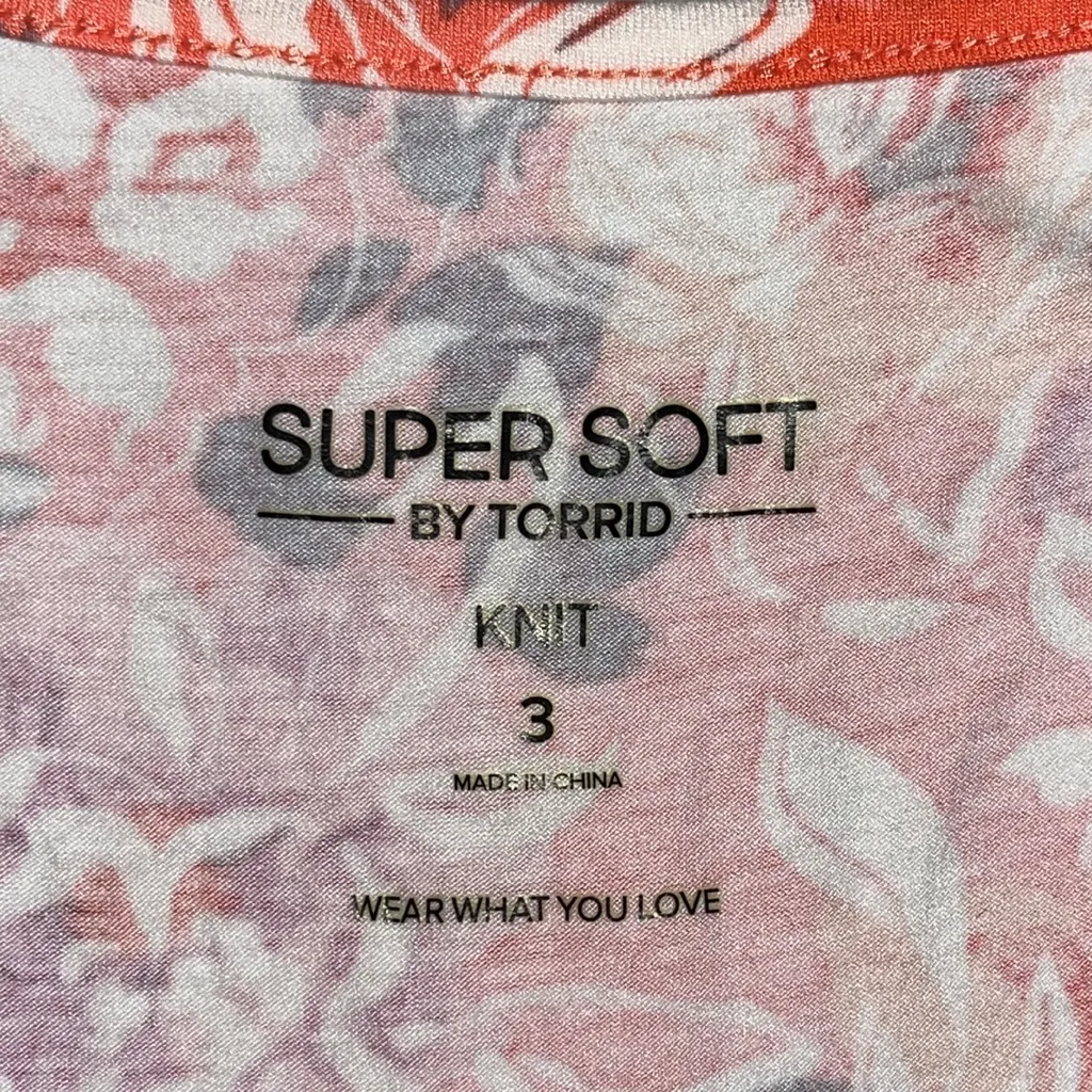Torrid Sz 3 Pink Floral Print Lace Trim Chiffon Sleeve Super Soft Knit Top Blous - Image 6