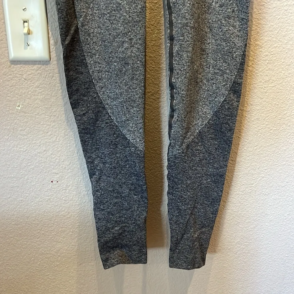 Gymshark Women’s Flex Leggings Size Medium Gray Blue - Image 4
