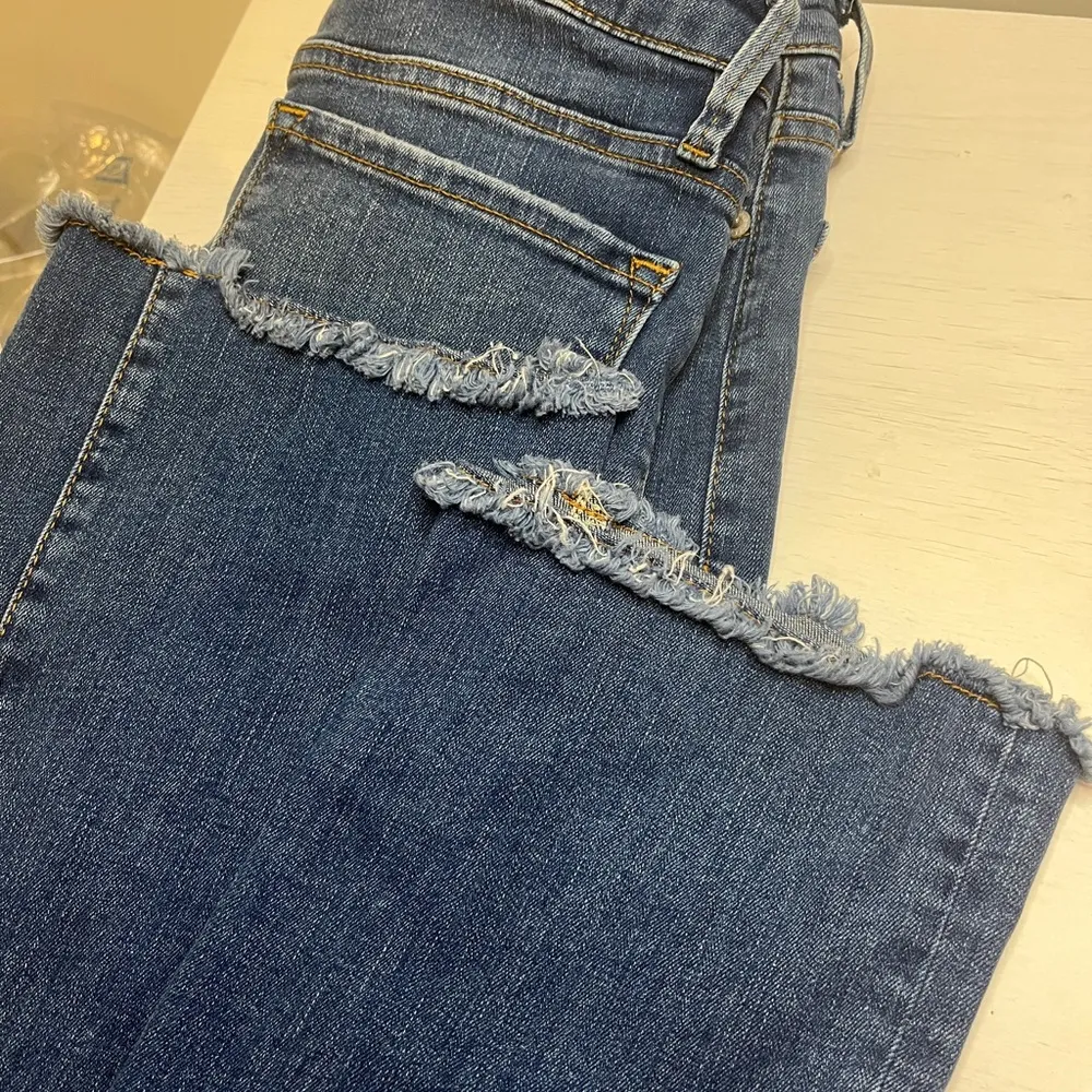 FREE PEOPLE HIGH RISE CROP FLARE RAW HEM JEANS, 6 (28) - Image 5