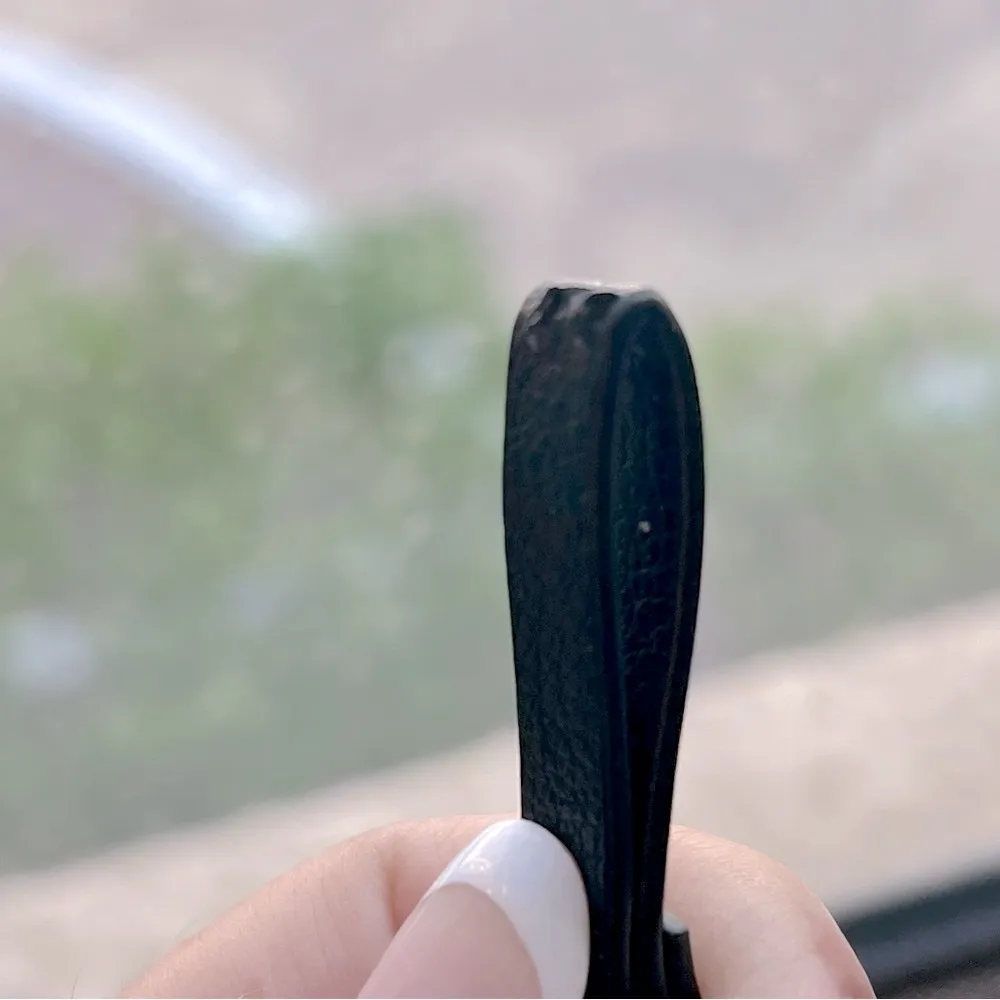 Vera Bradley quilted zippered wallet, floral print 8.5”x5.5” - Image 11