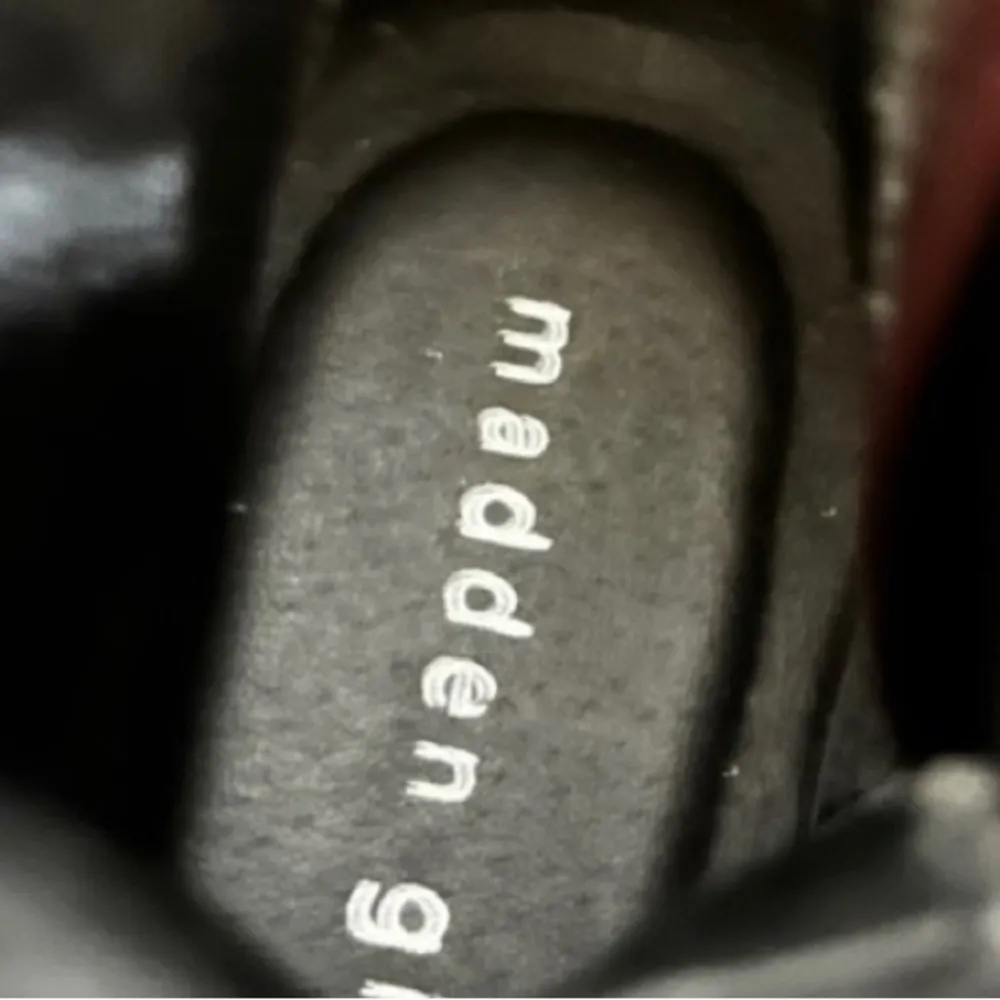 Madden Girl Womens Combat Boots Faux Leather burgundy Lace Up Zip Size 6M - Image 7