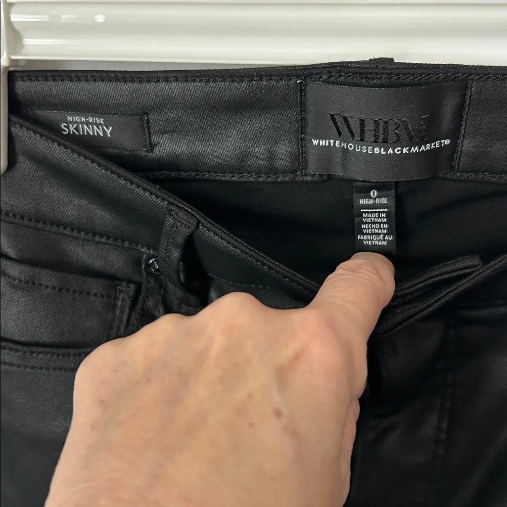 White House Black Market High-Rise Skinny Coated Black Jeans Size 0 NWOT - Image 2