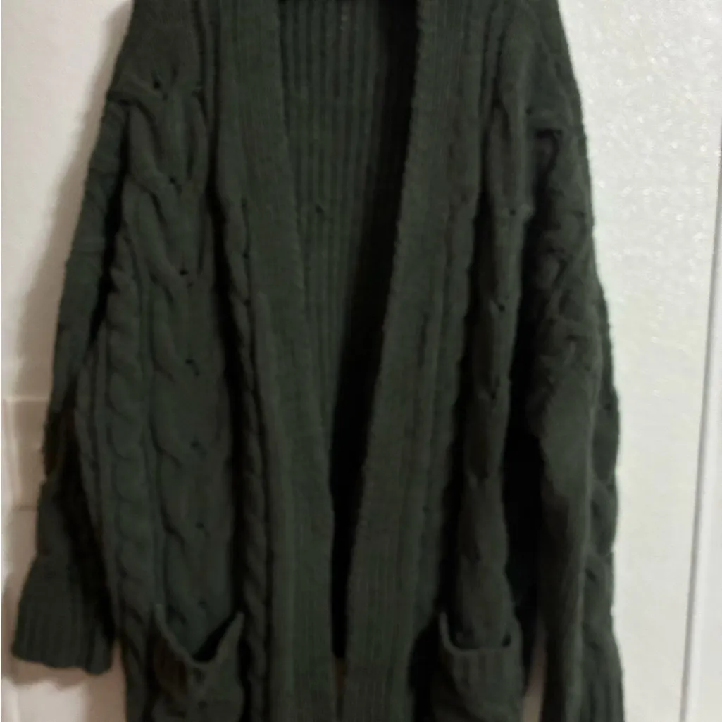 Oversized open front Cozy Green Cable Knit Cardigan L Size L - Image 2