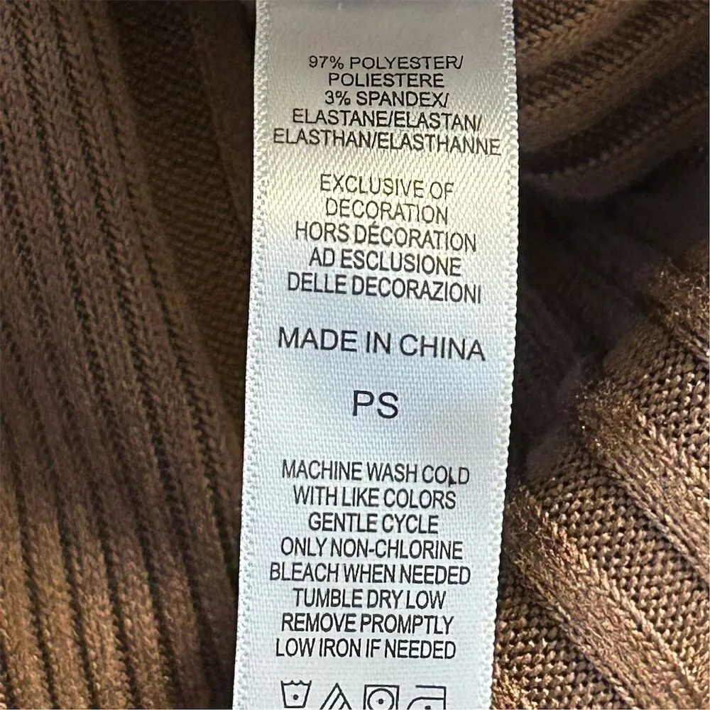 Cuddl Duds Women's Petite Brown Button-Up Top Long Sleeve Size S - Image 5