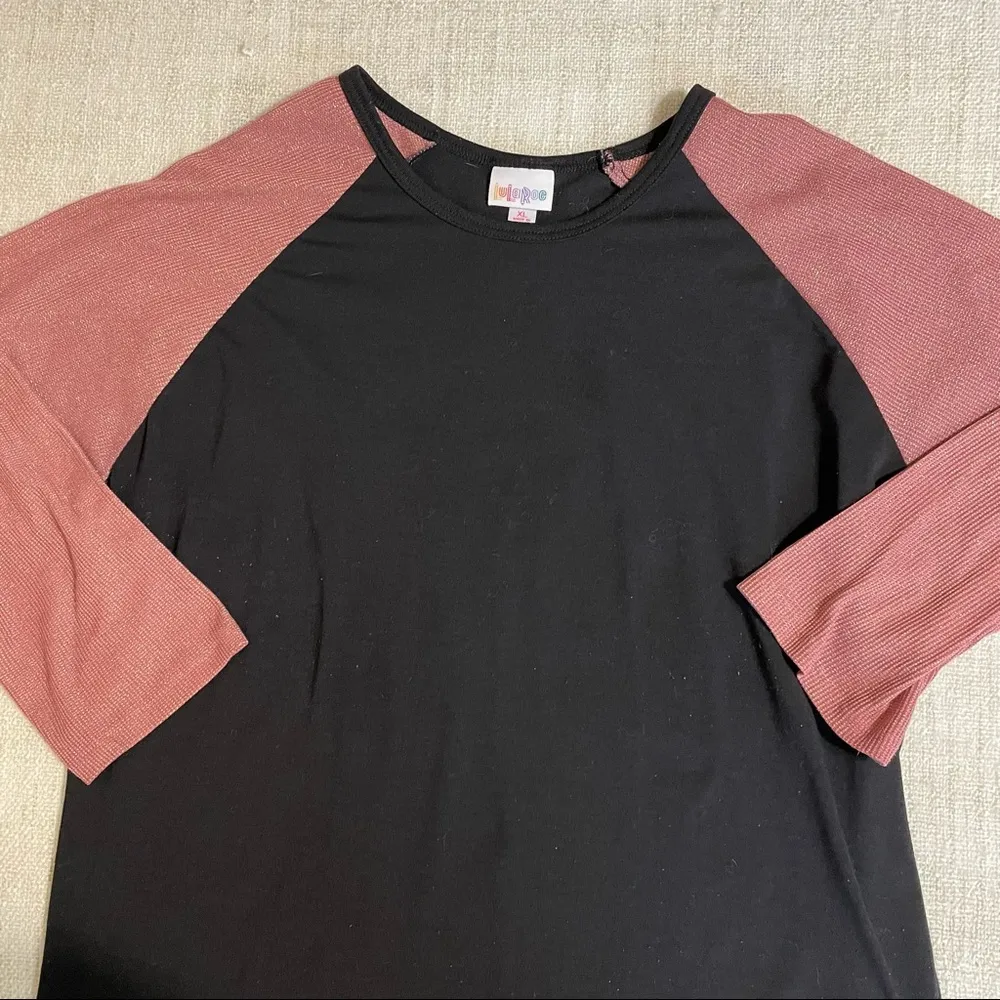LuLaRoe Women’s 3/4 Sleeve Top - Image 2