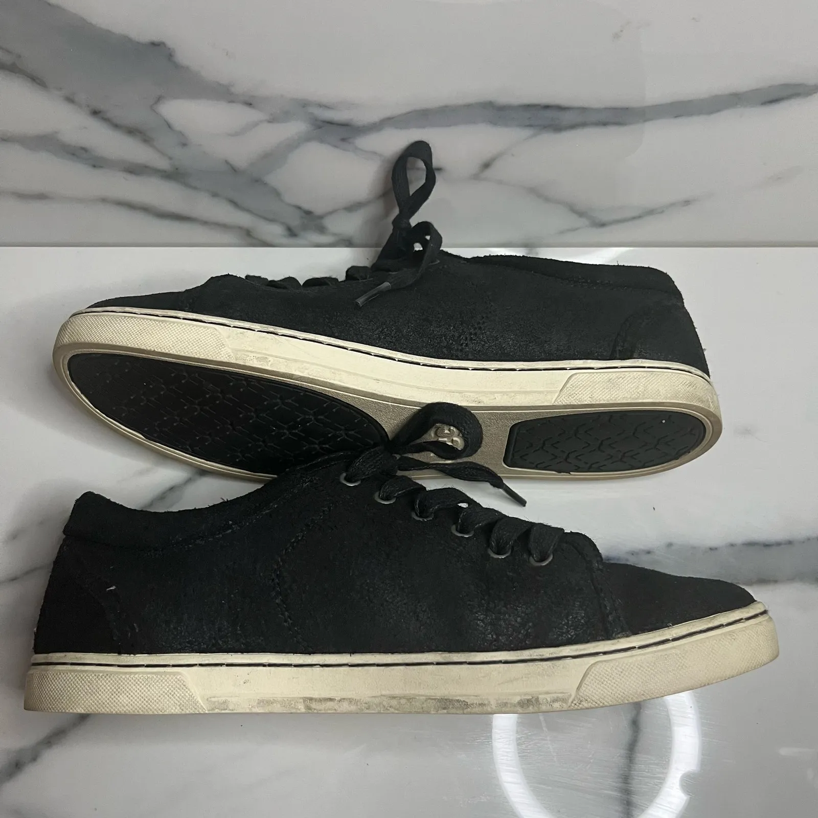 UGG Women's Black Suede Water Resistant Casual Tomi Sneakers Sz 10 Sherba Lined - Image 6