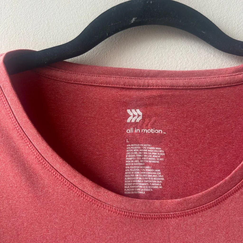 All in Motion Salmon Short Sleeve Sz L - Image 2