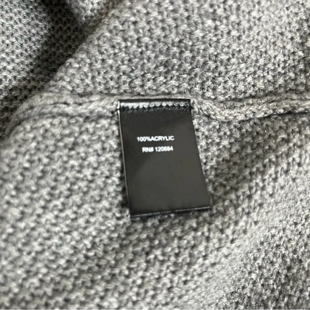 TORRID Grey Sweater Top Mixed Knit Texture Peplum Round Neck Size 0 Large NEW - Image 7