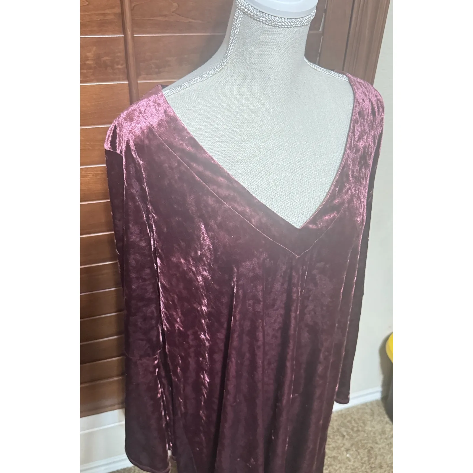 A.N.A. Velvet Bell Sleeve Dress sz XL Plum Rose Swing Party Witchy Boho Gothic - Image 2
