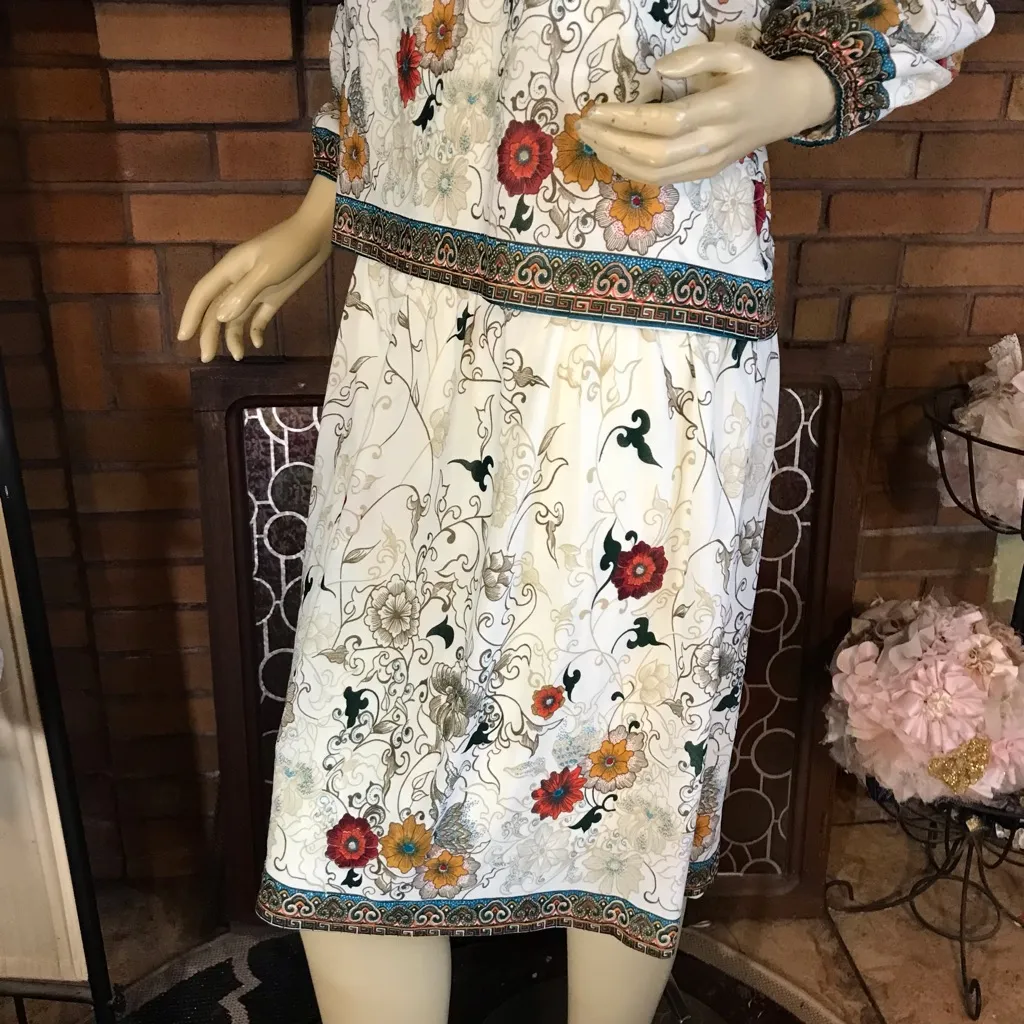 VINTAGE 1980'S UNION MADE CREAM, ORANGE & TEAL FLORAL PRINT POP OVER DRESS (M) Multiple Size M - Image 9