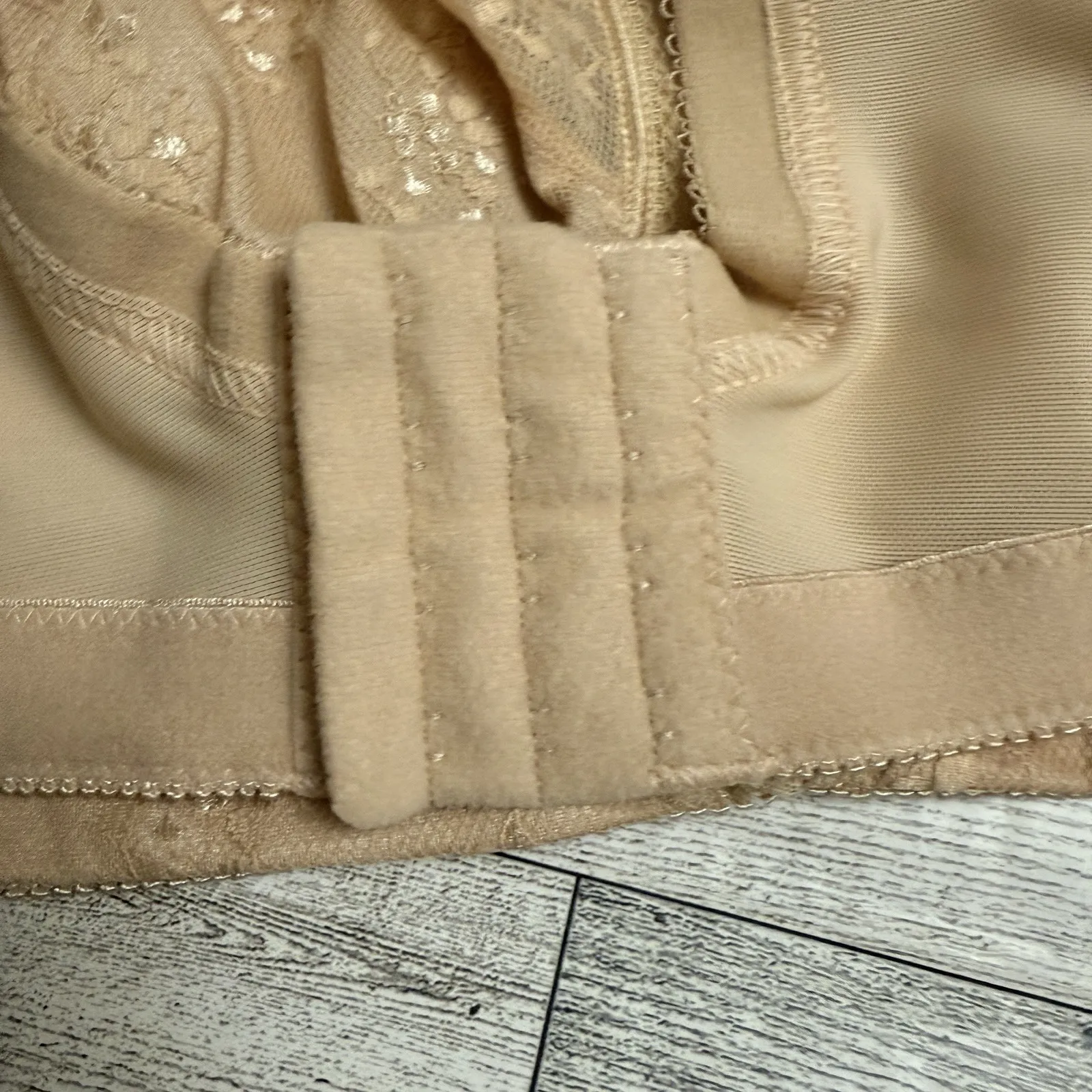 NEW Goddess Alice Soft Cup Wireless Bra GD6040, Sz 48H Color Nude Peach NWT‎ - Image 8