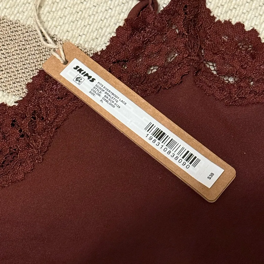 SKIMS FITS EVERYBODY LACE SCOOP BRALETTE OXBLOOD XL NWT - Image 4