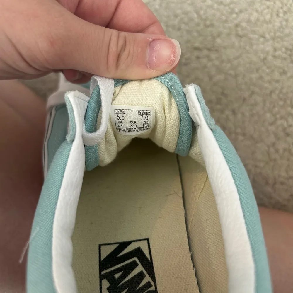 Old school teal vans - Image 4