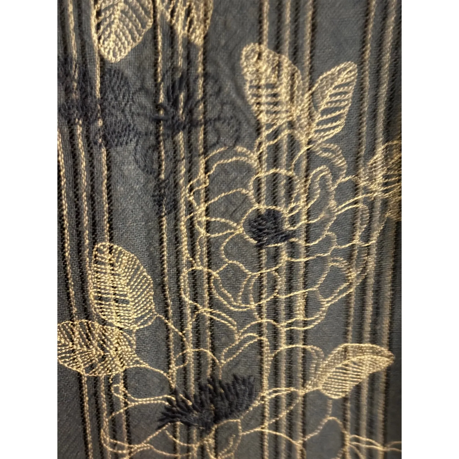 Susan Graver Style Blue Stripe Embroidered Button Up Shirt Small Linen Blend Size undefined - Image 2