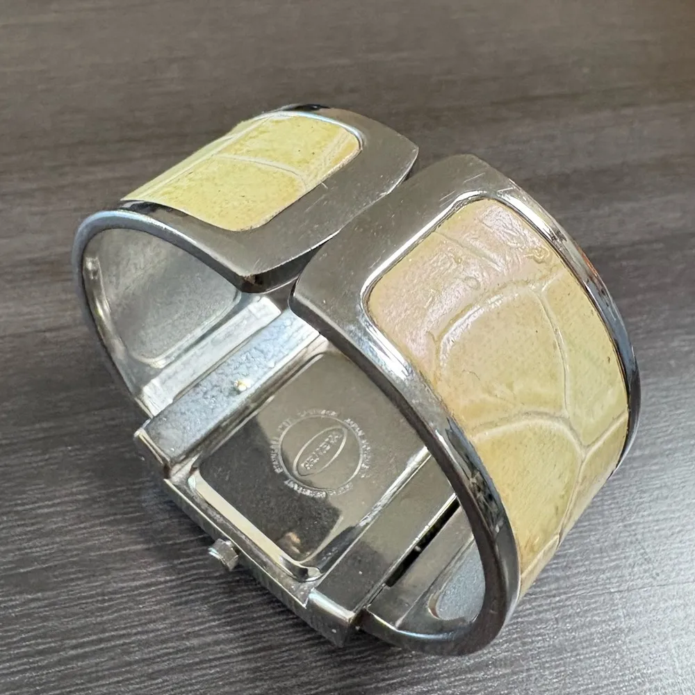 Geneva Clamper Yellow Watch - Image 2