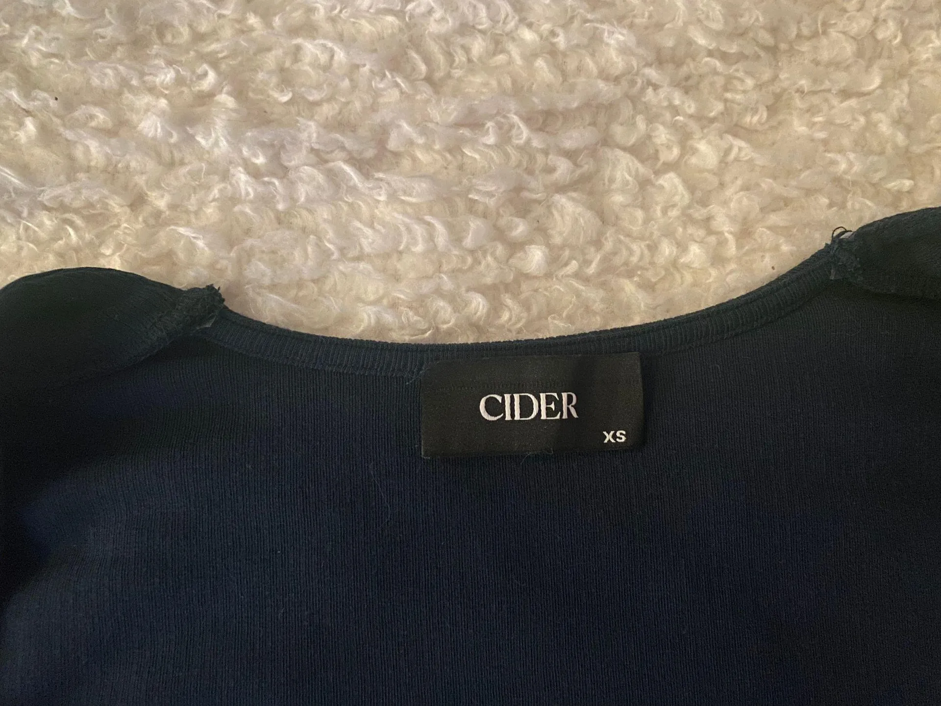 navy blue side-cinch shirt - Image 3