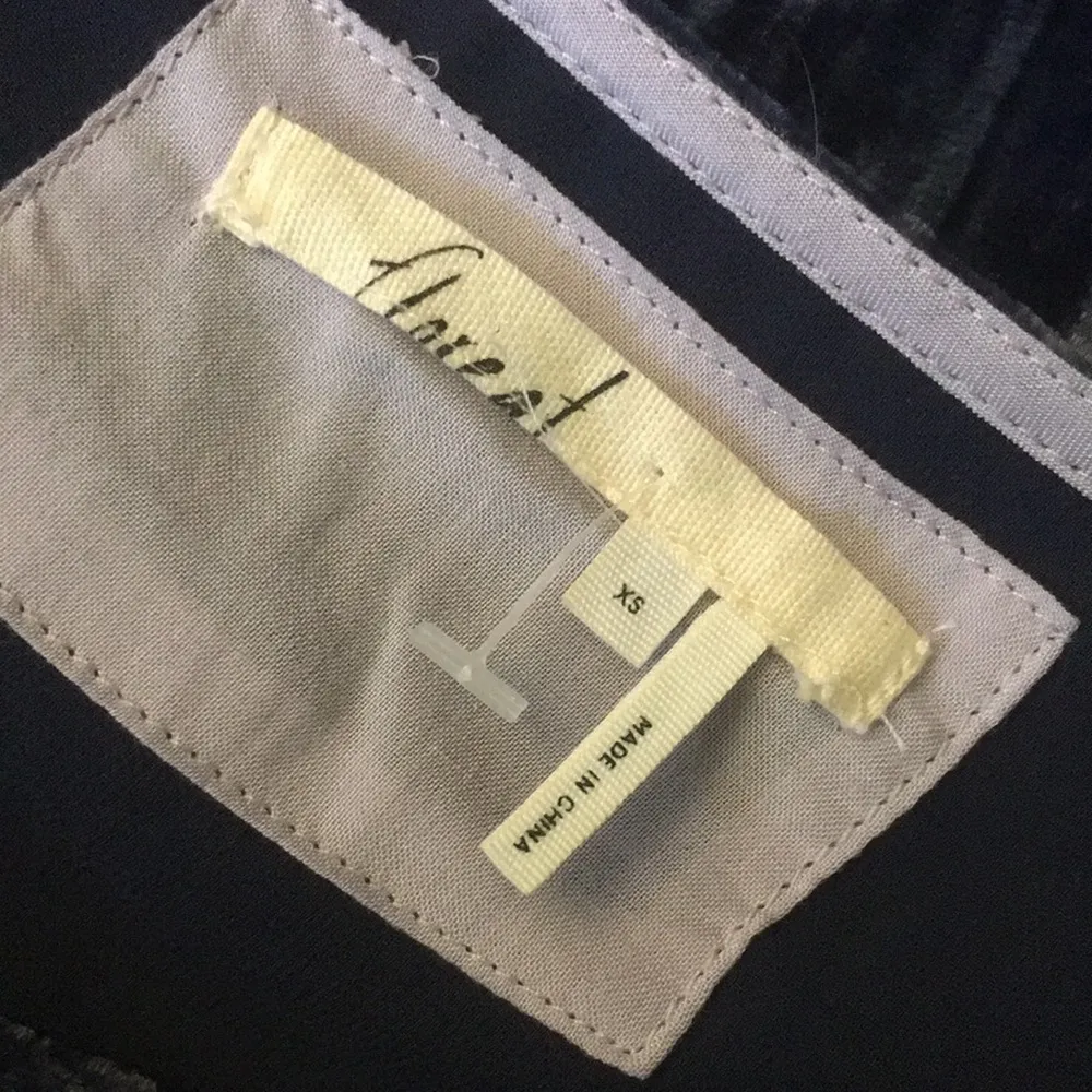 Anthropologie Floreat Blue Crushed Velvet Pocket Dress X- Small - Image 3