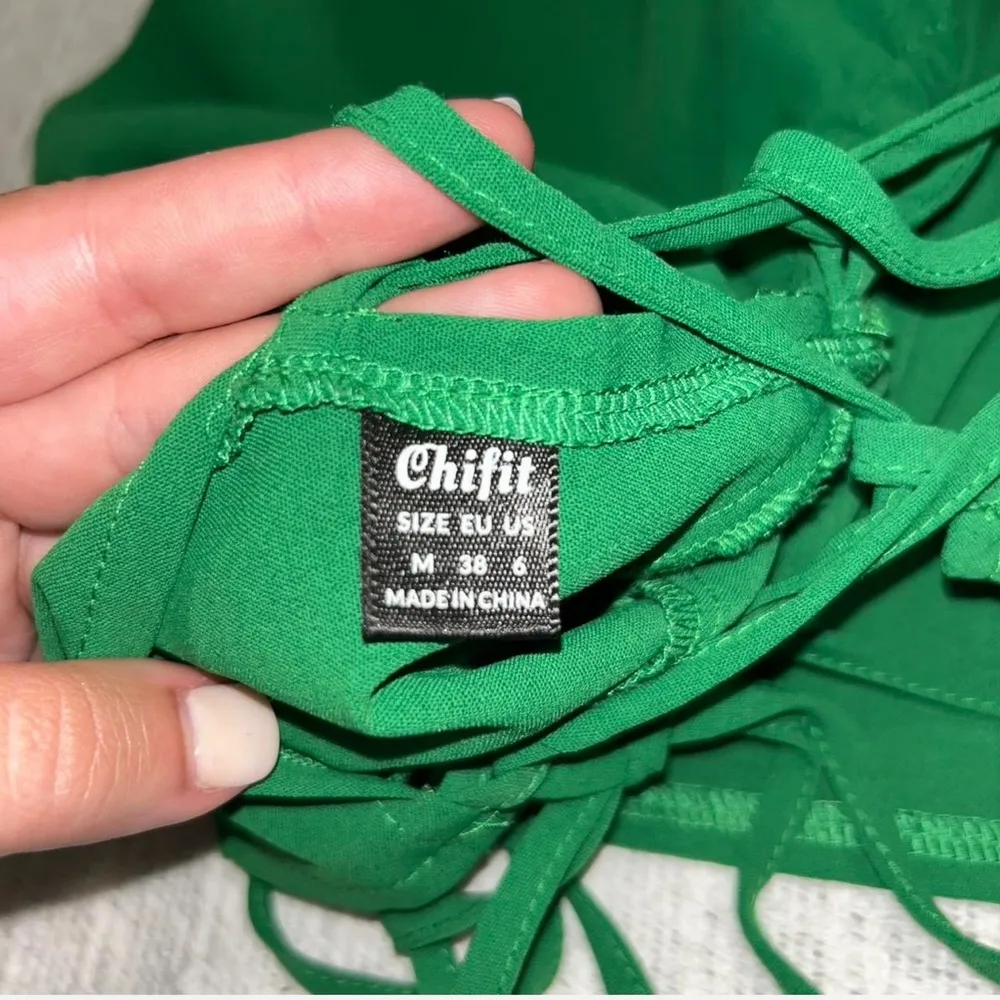 Green Puff Sleeve Corset Back Crop Top – Size M - Image 5