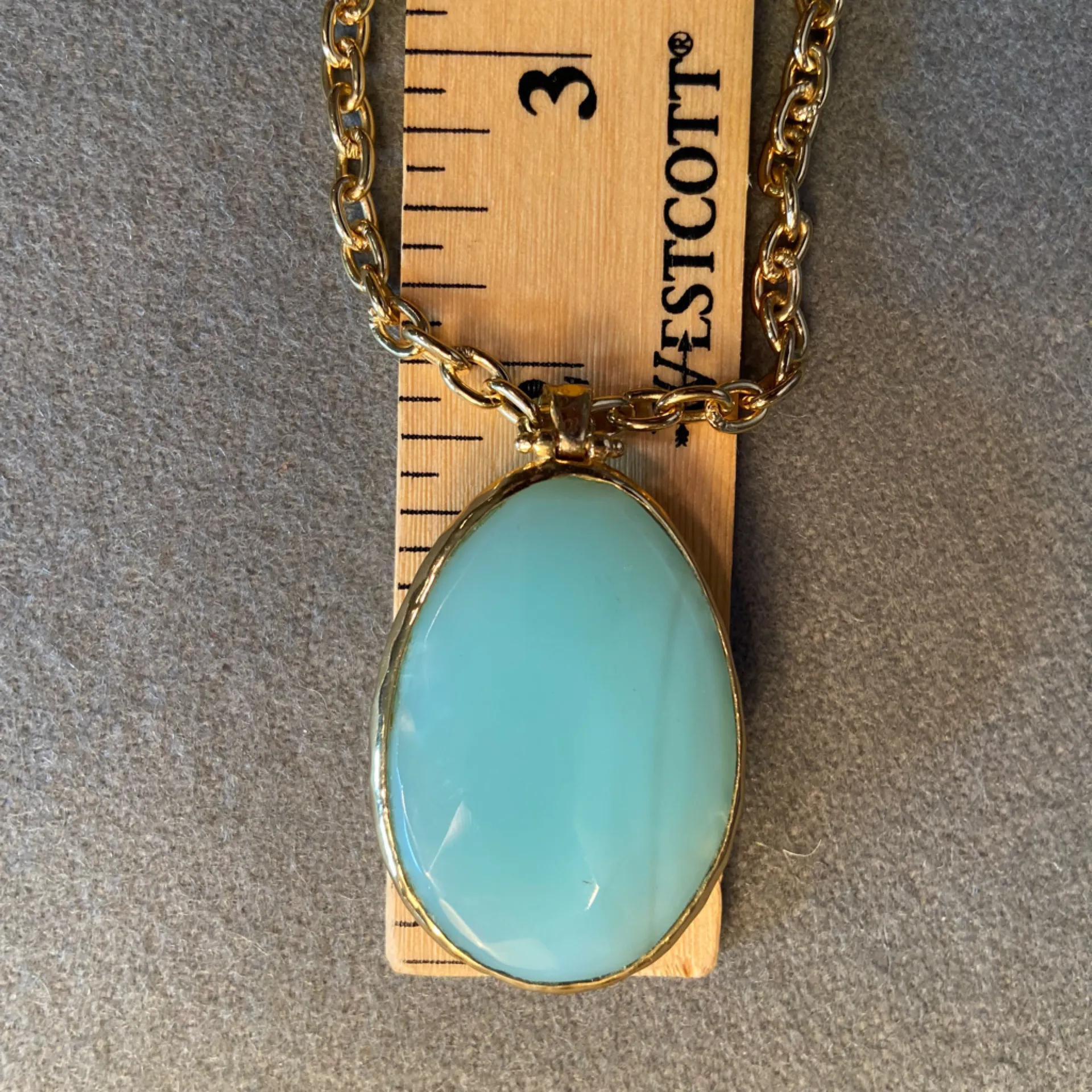 Stella‎ & Dot Pendant necklace, Aqua stone, gold tone chain 19.5” long - Image 2