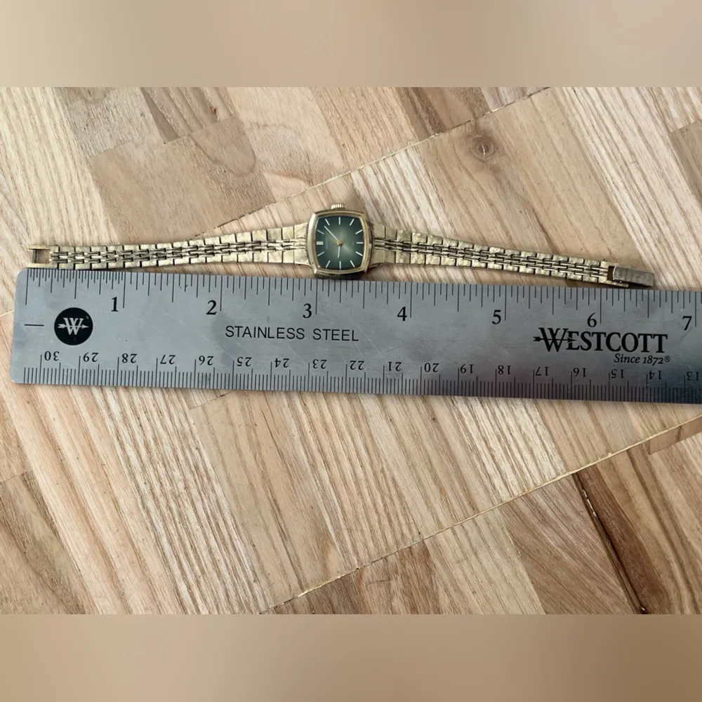 Seiko Rare Vintage Mechanical Ladies Watch Green Dial Gold Bracelet 1970’s - Image 15