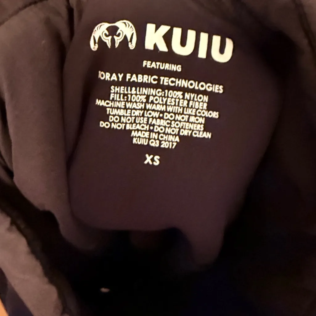 Kuiu Base Camp Black Insulated Snap Shirt Size XS - Image 3