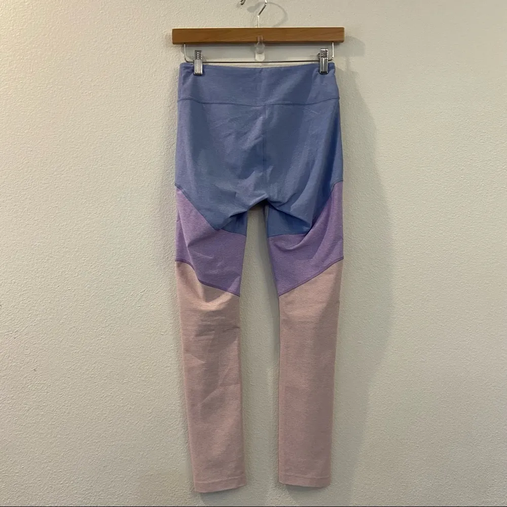 Outdoor Voices 7/8 Springs Legging Size Small - Image 9