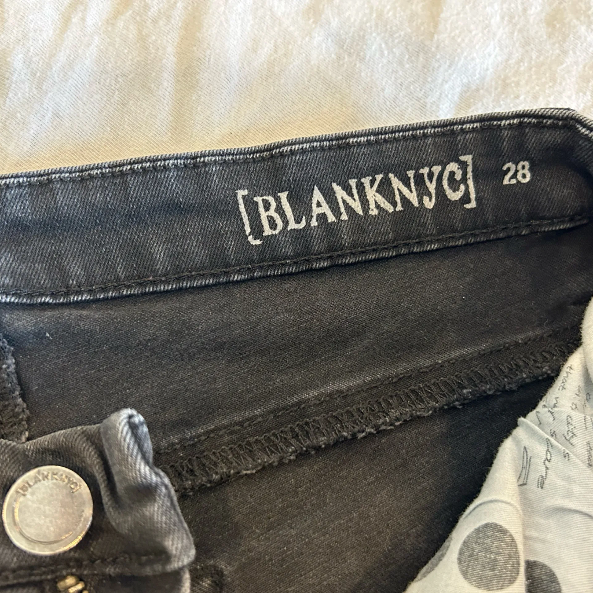 Blank NYC Black Washed Denim Shorts - Image 4
