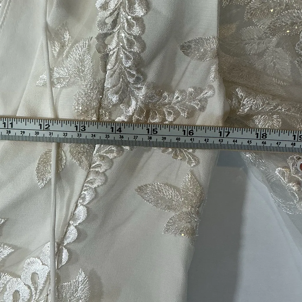 Elliatt White Lace Long Sleeve Dress - Image 6