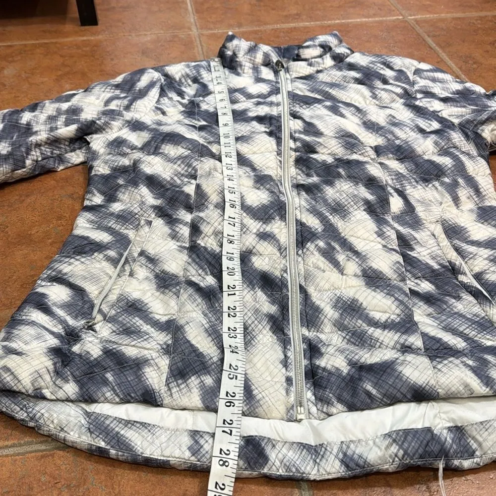 Athleta Altitude Lightweight Goose Down Puffer Jacket Size L - Image 10