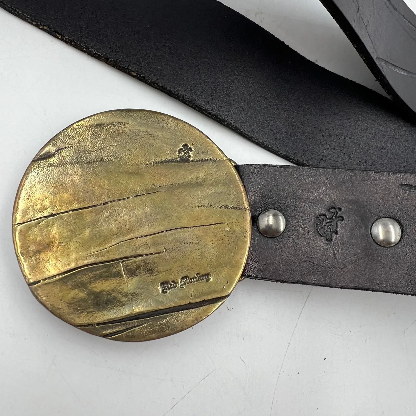 Red Monkey Brown Leather Belt Metal Circle Statement Buckle - Image 2