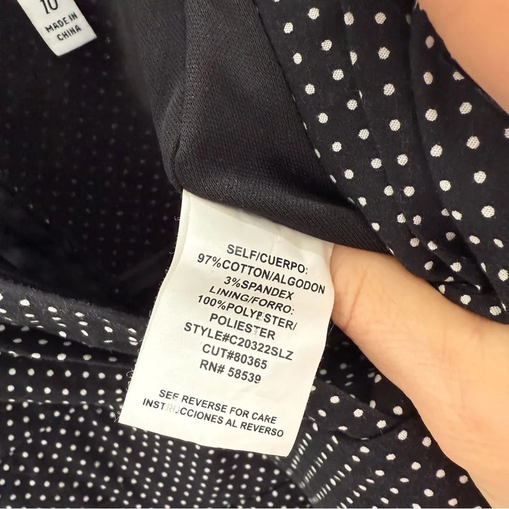 Corey P Black and White Polka dot V neck Sleeveless Dress with pockets Size 10 - Image 6