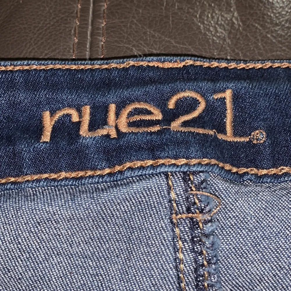 Rue 21  distressed high rise skinny Jegging jeans - Image 6