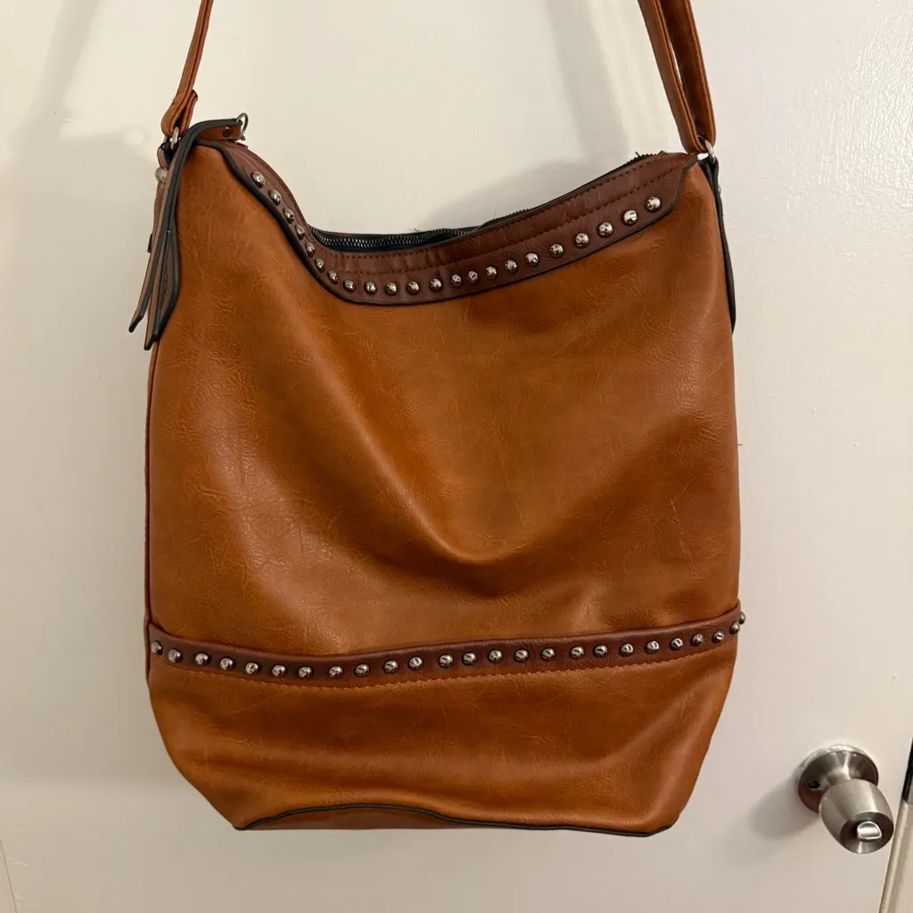 Source Unknown Women's Leather Brown Studded Shoulder Bag - Image 2