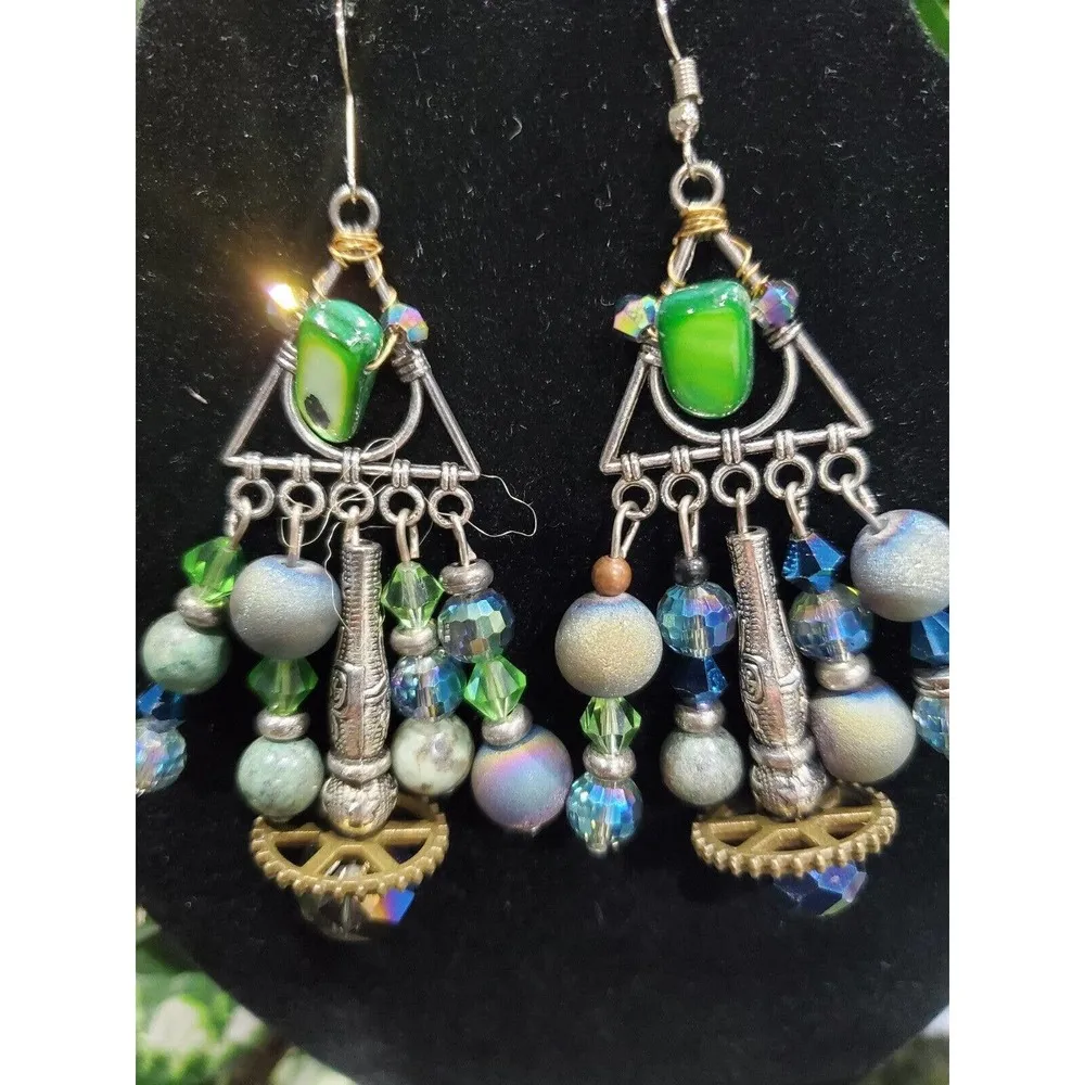 Women's Custom Design Multicolor Stones Statement Stylish Partywear Earrings Set - Image 5