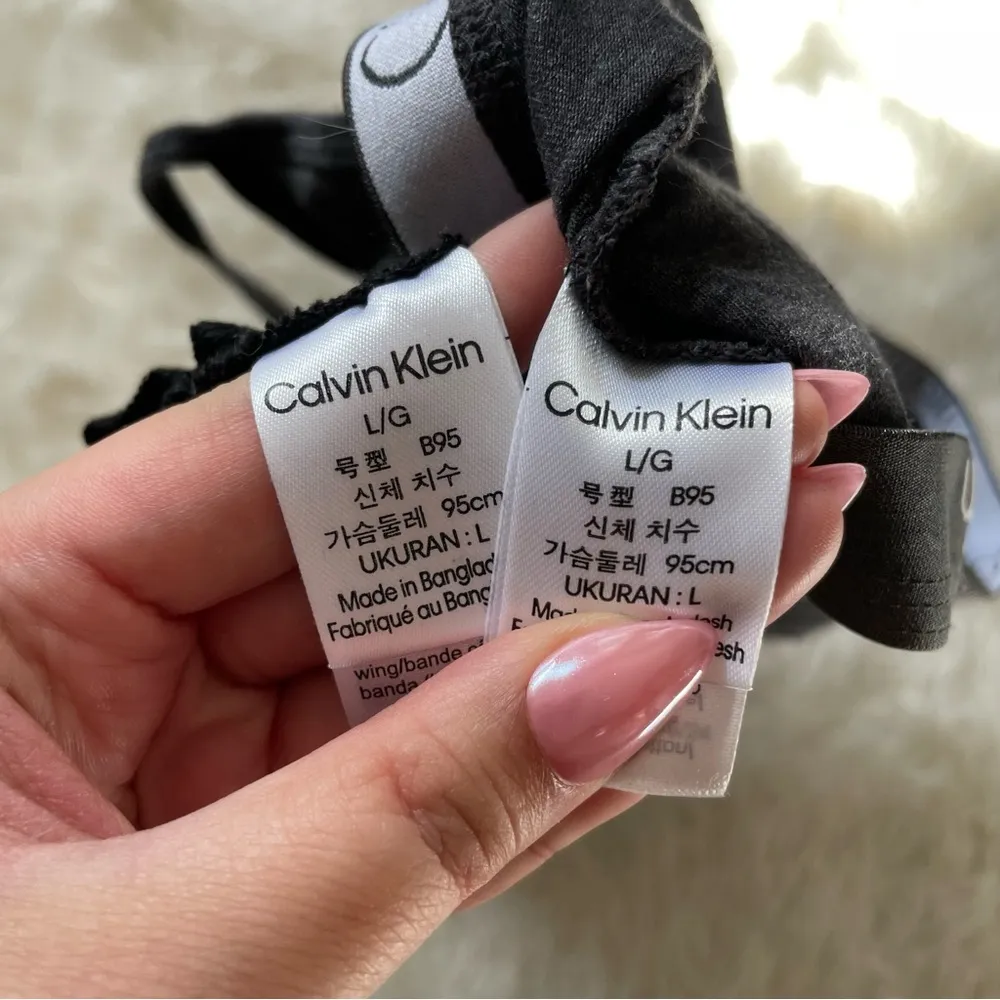 Calvin Klein padded bralette bundle - Image 3