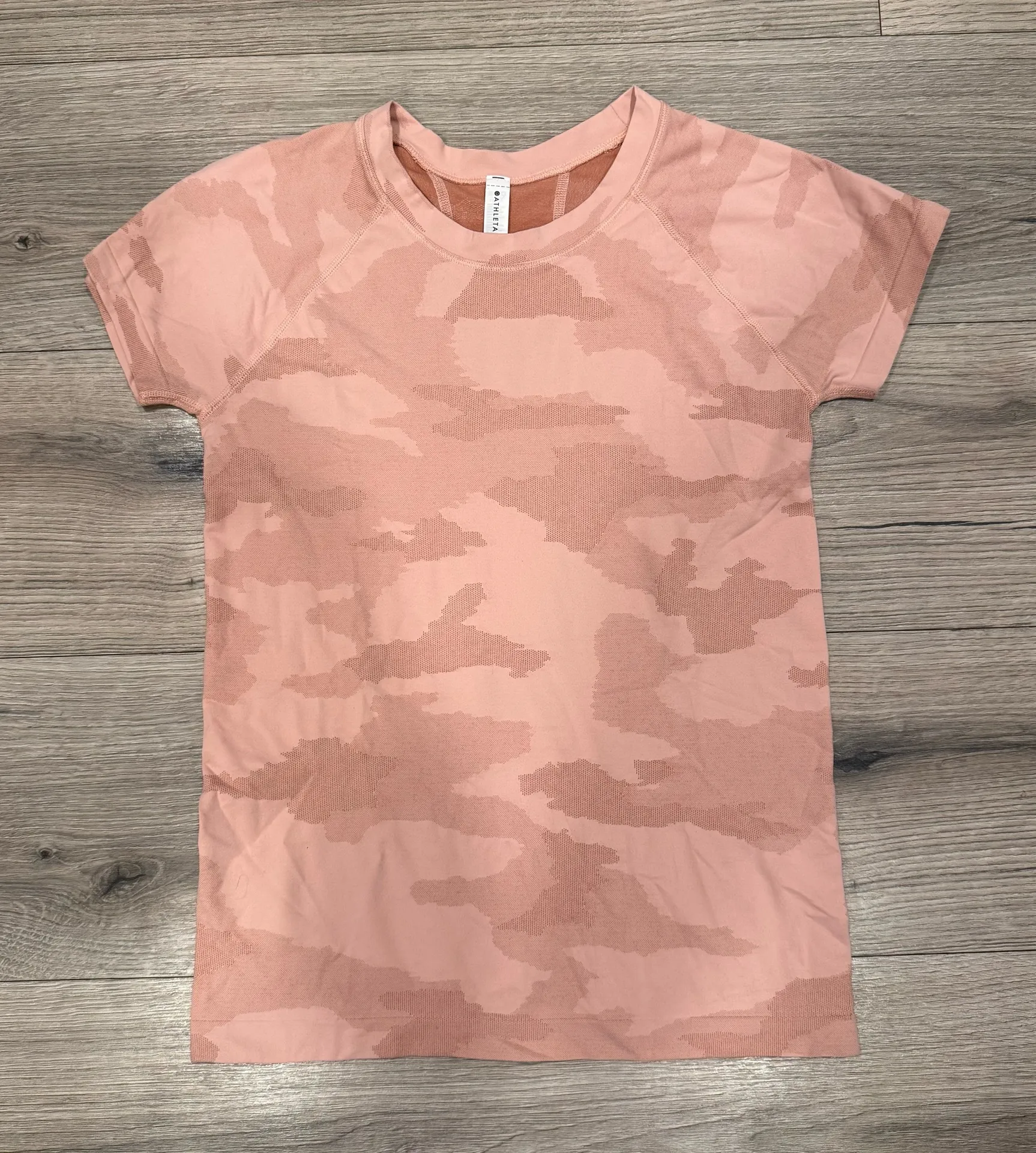 Athleta Momentum Seamless Camo Tee pink - Image 2