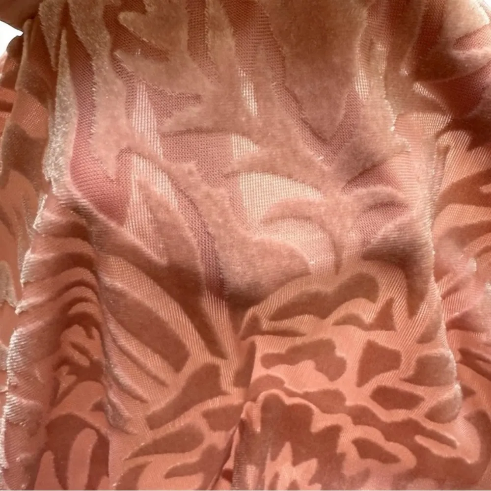 FREE PEOPLE Velvet Lace Fortune Teller Top - Dusty Blush Pink - Small - Image 9