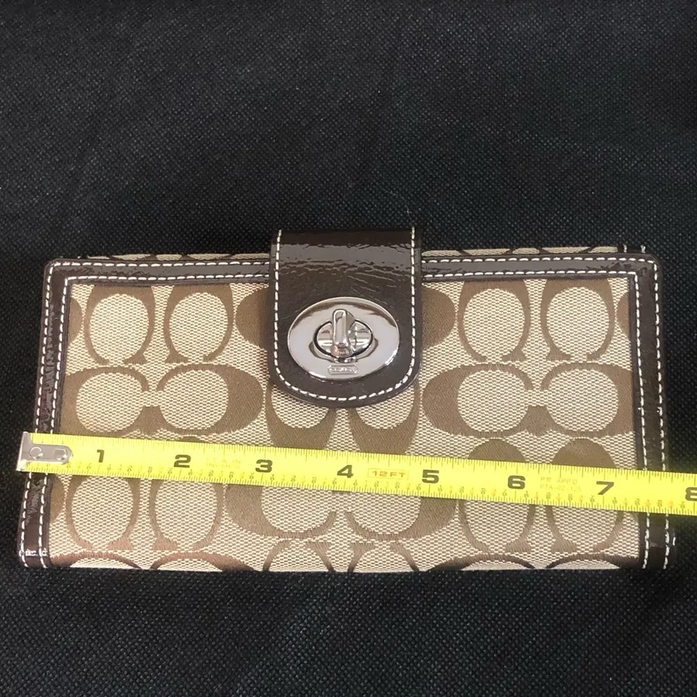 COACH Brown Monogram Silver Twist Lock Bifold Wallet with Contrasting Stitch - Image 9