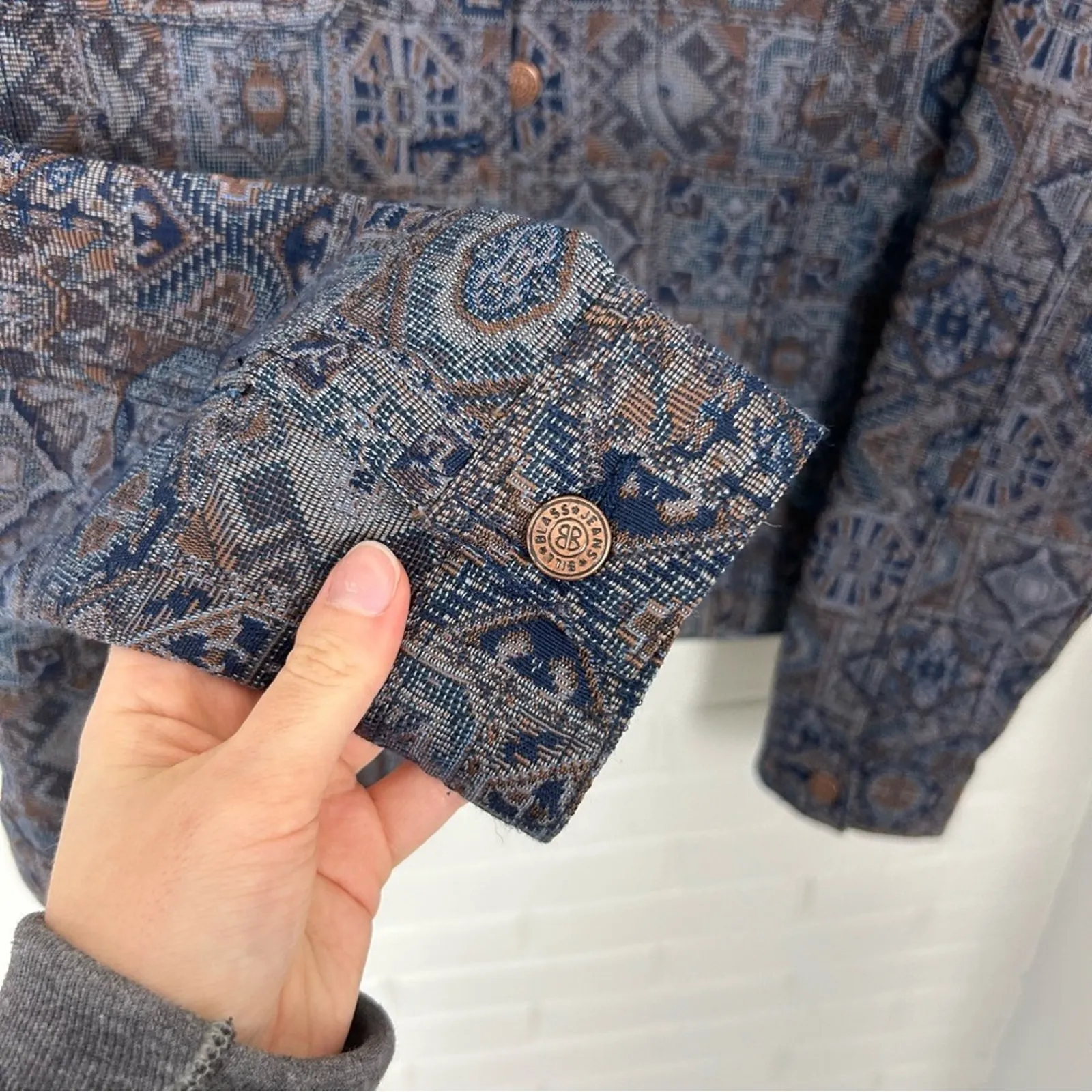 Vintage Bill Blass Patterned Tapestry Trucker Jacket Size M Blue Size M - Image 9
