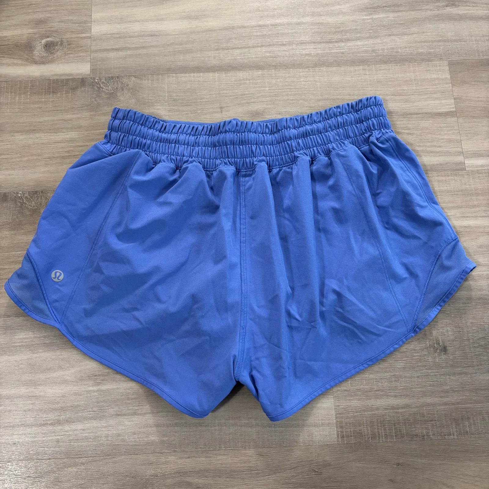 Lululemon Hotty Hot High-Rise Lined Short 2.5" Wild Indigo Women Size 6 - Image 3