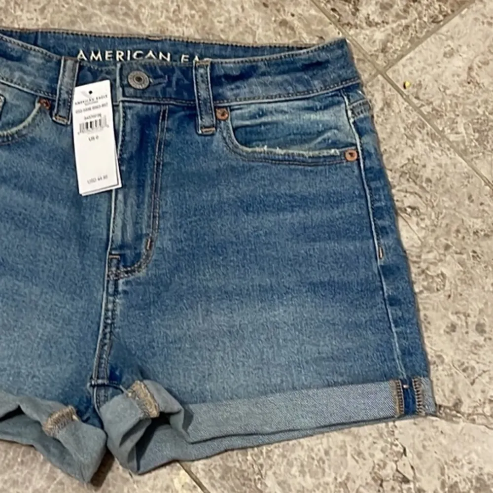 American Eagle AE Stretch Denim Mom Shorts NEW Size 0 - Image 5