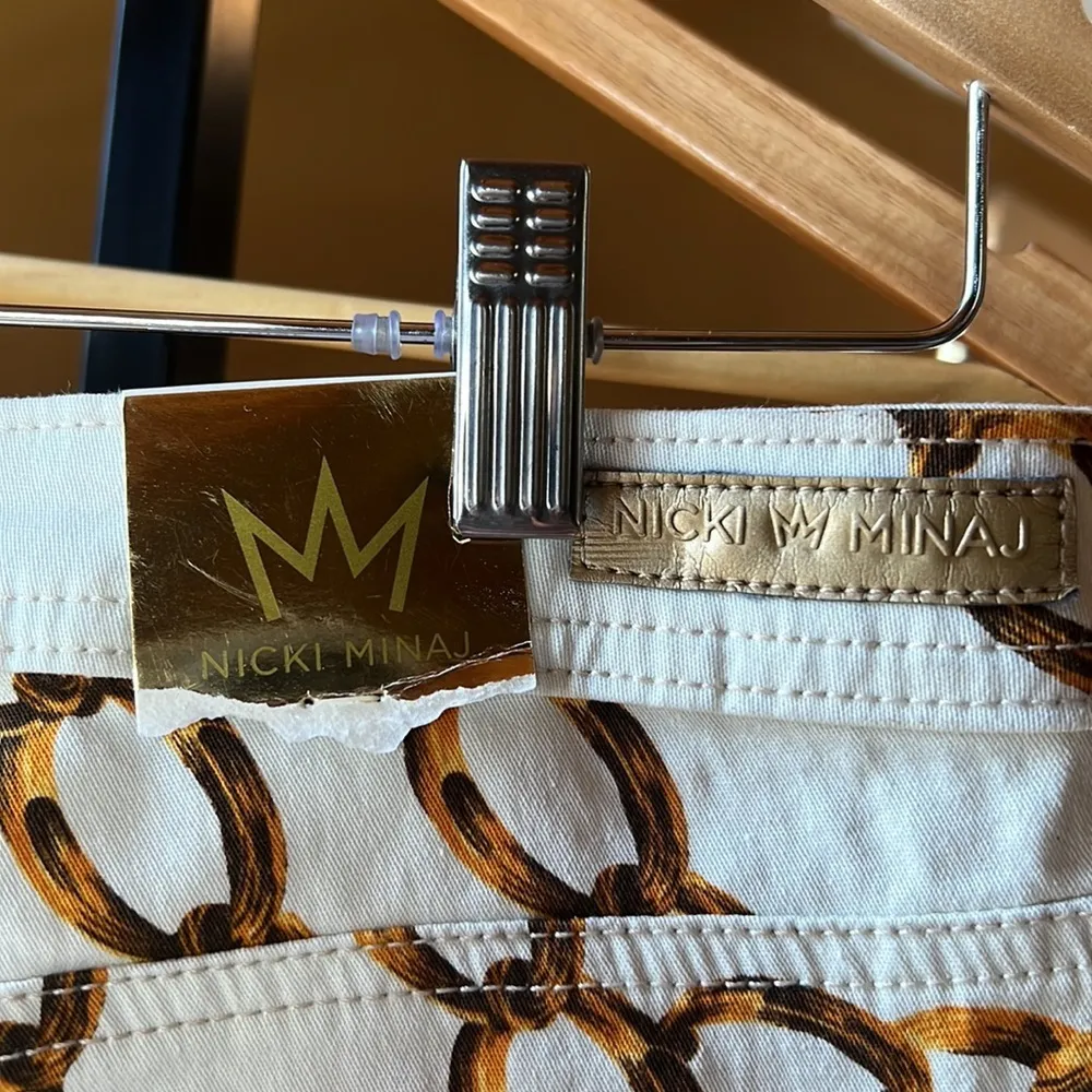 Nicki Minaj High Rise White Gold Chain Pants Sz 11/12 NEW!! - Image 8