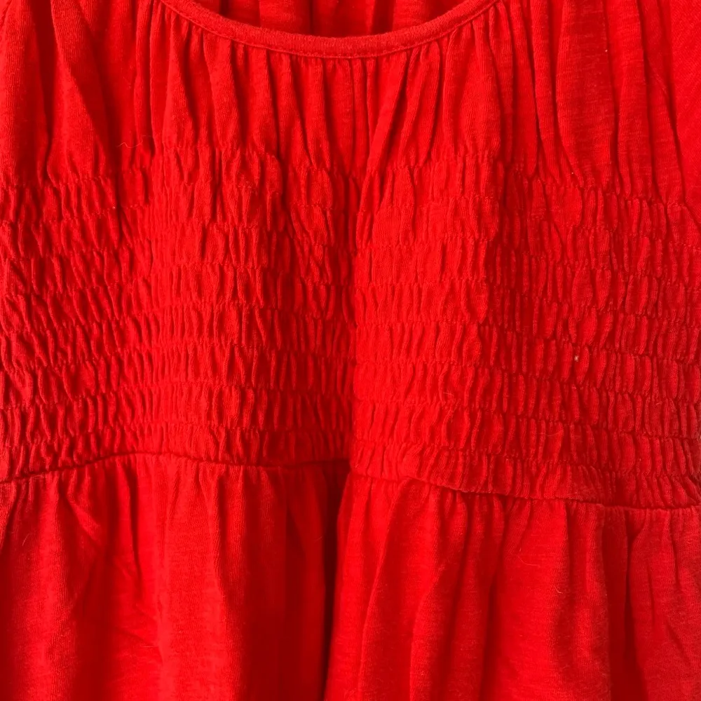 Never Worn Old Navy Red Flowy Top - Image 4