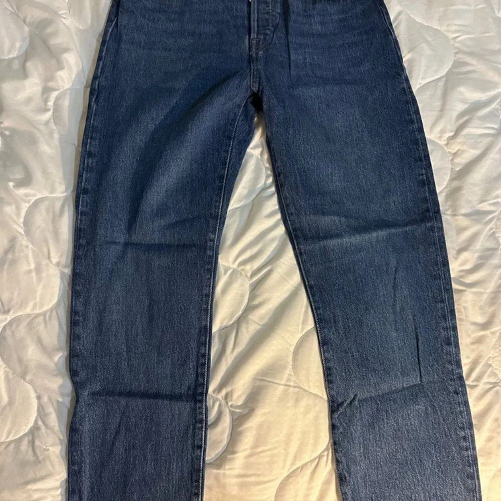 Levis 501 Reproduction Big E Waist 27 Inseam 28 inches - Image 2
