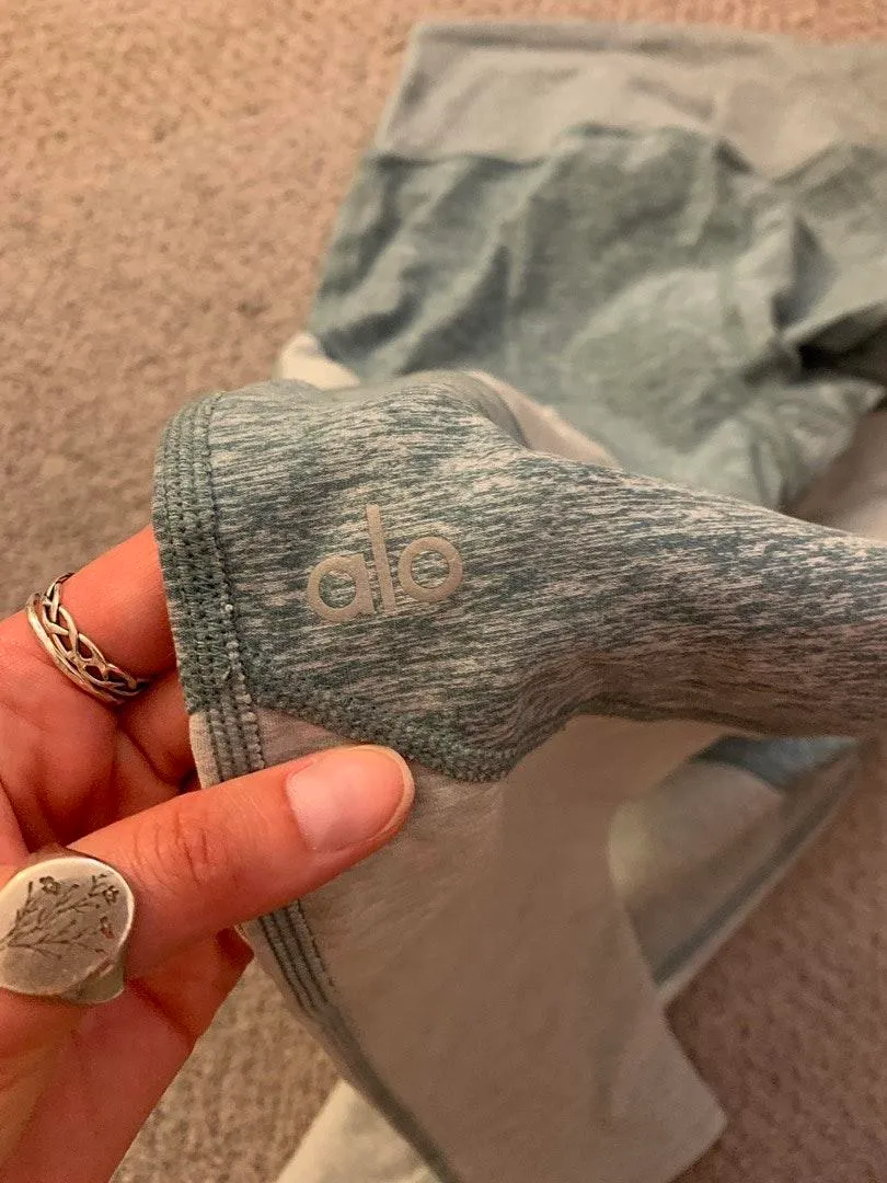 Alo Yoga Leggings - Image 2