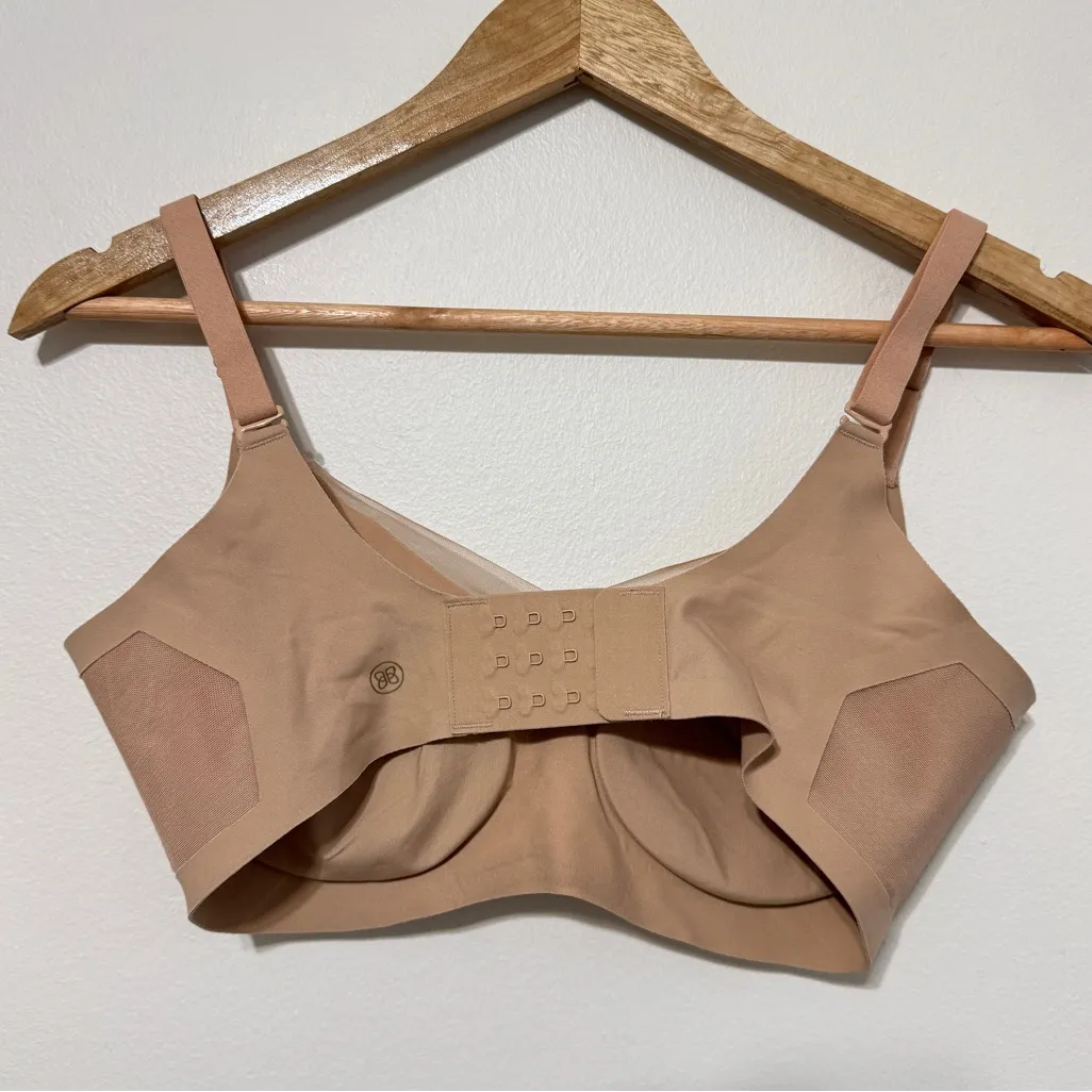 Honeylove Crossover Bra Size Small Neutral Tan - Image 5