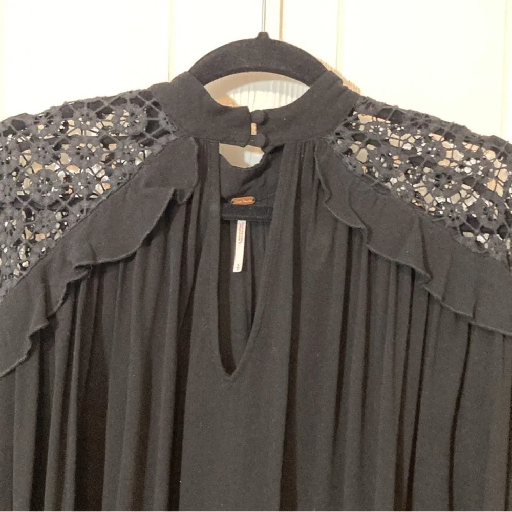 Free People Little Bit Of Love Lace Inset Blouse - Image 4