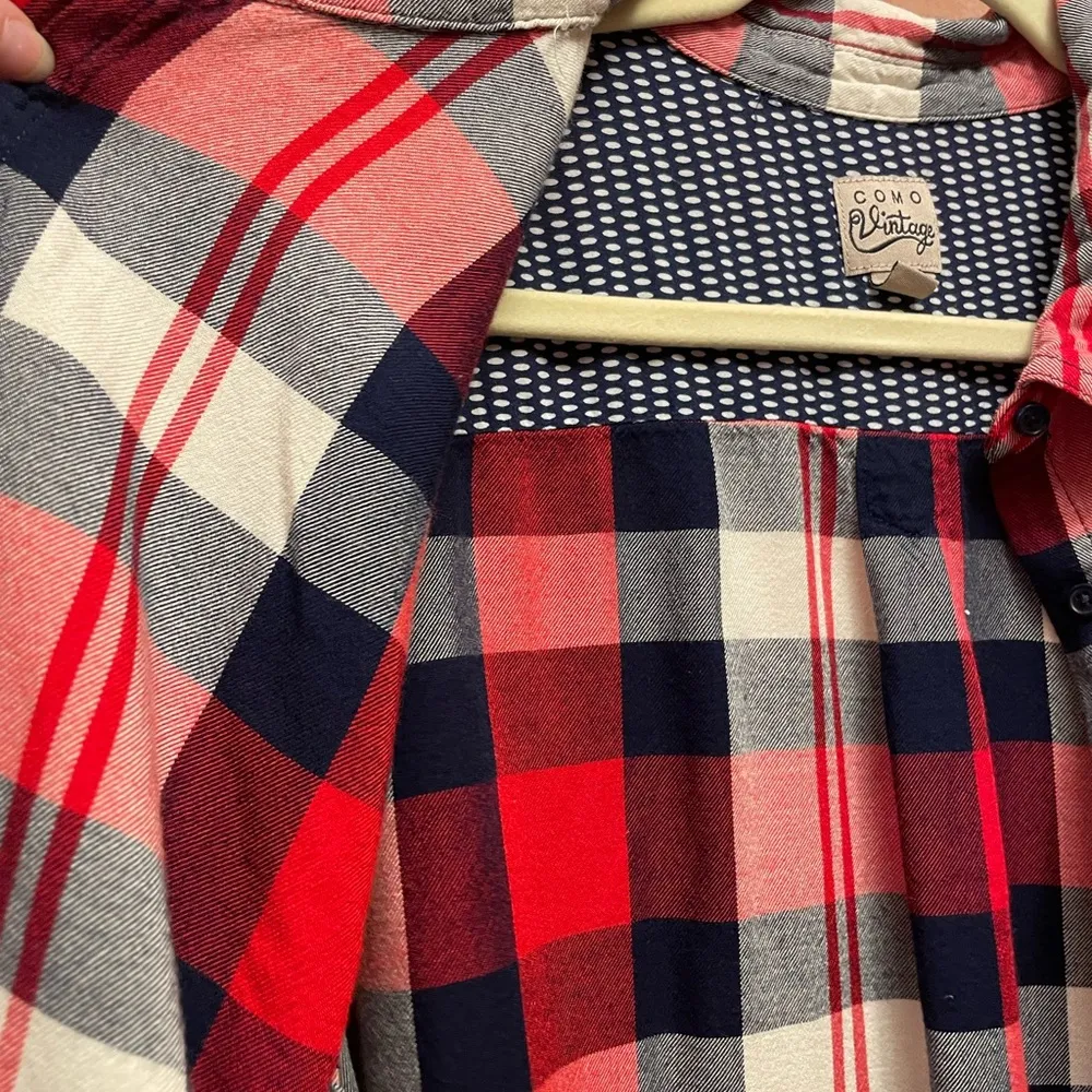 Women’s large‎ plaid button up shirt. EUC - Image 7