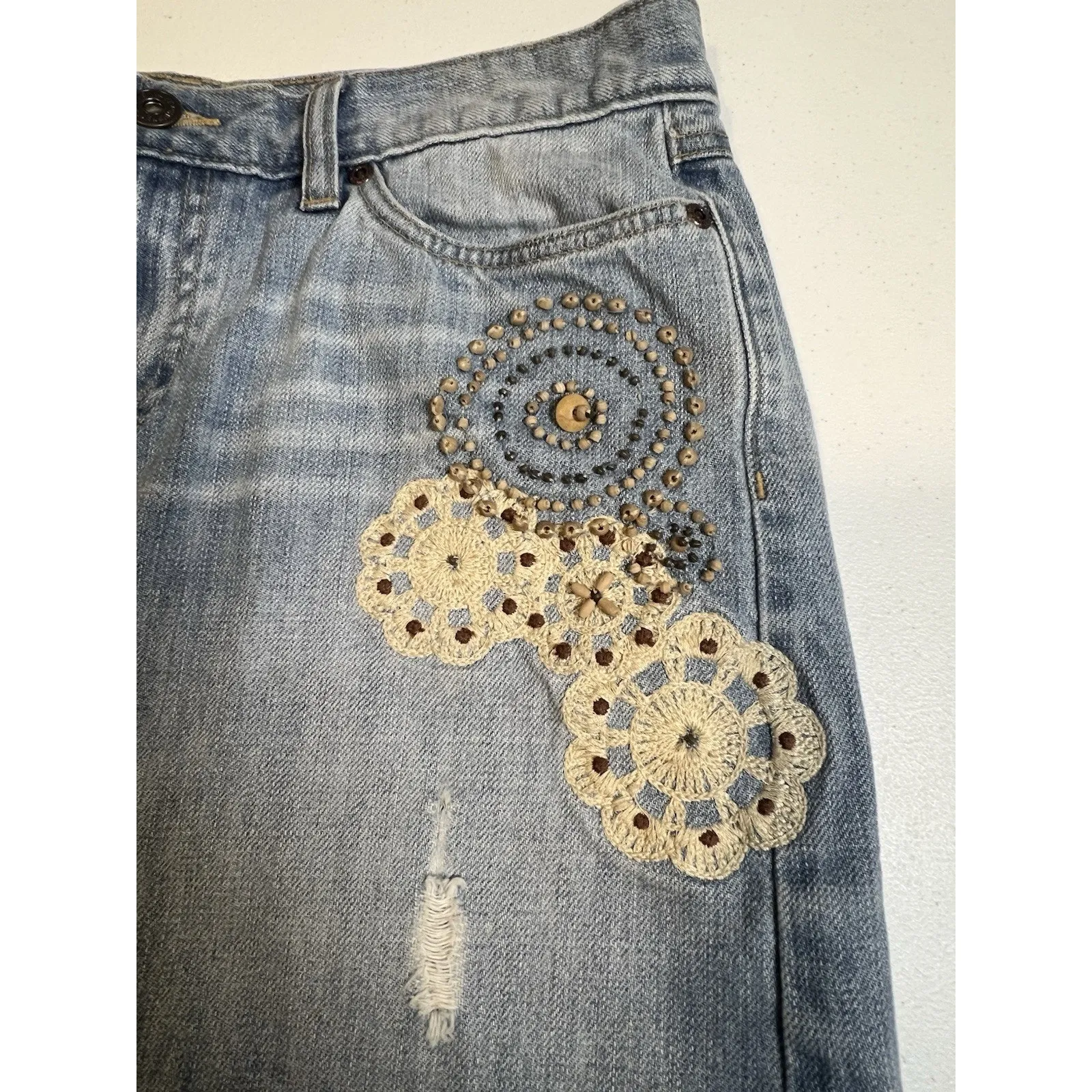Vintage Y2K Old Navy Denim Mini Skirt Sz 8 Low Rise Boho Floral Beaded 2000s - Image 7